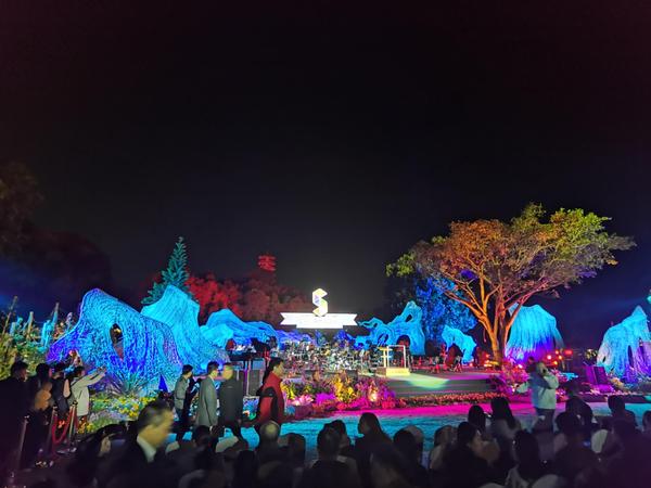 d6d645b3bbcf7b1e1fbfb522f18e2ae8.jpg
