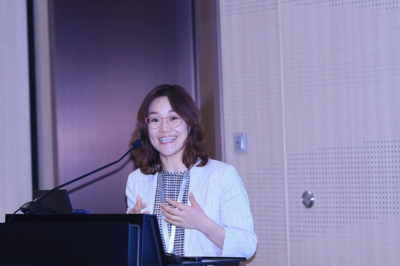 鎖秀精彩演講中.jpg